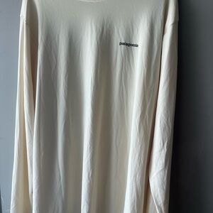 Patagonia Men's Off-White Long Sleeve Tee